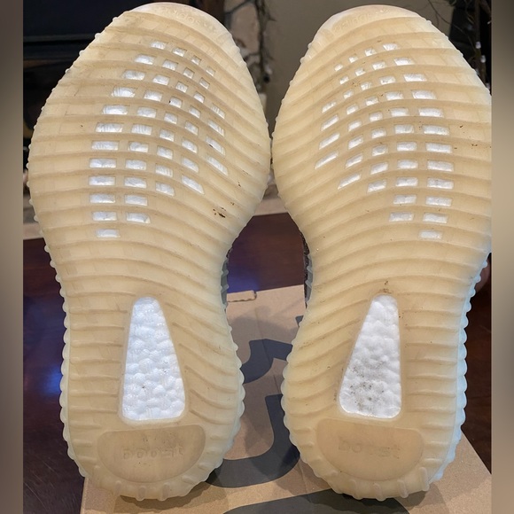 Yeezy Boost 350 V2 Zyon - Picture 8 of 9